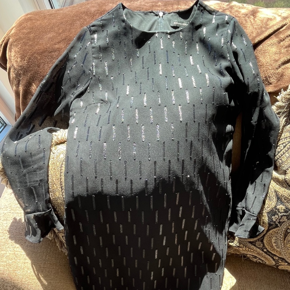 Banana Republic Black Shimmer Shift Dress 2P